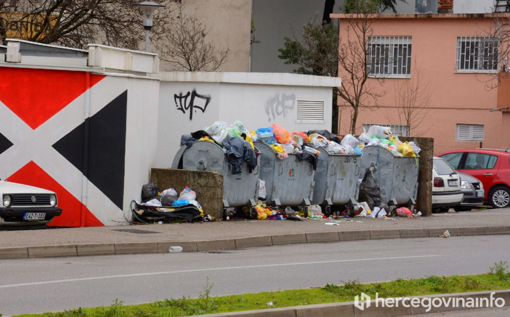Smeće u Mostaru