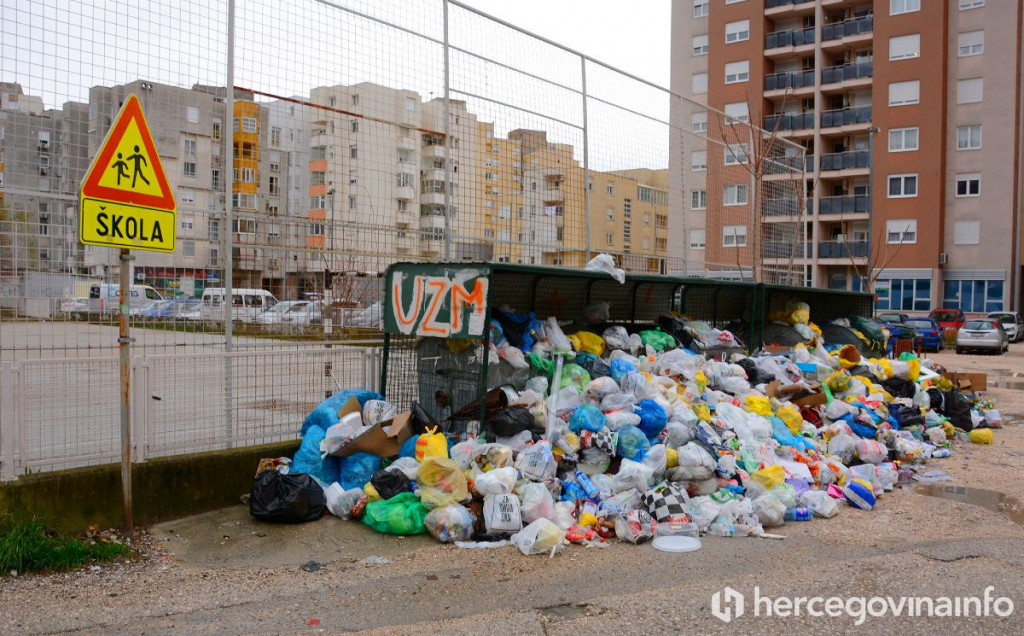 Smeće u Mostaru