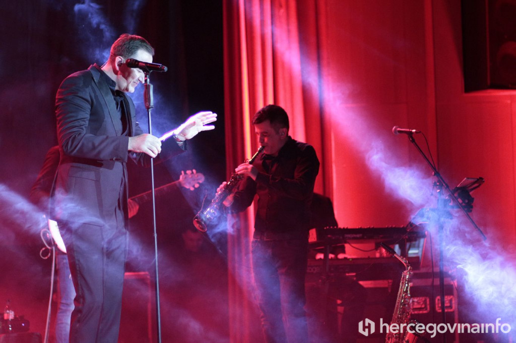 Sergej Ćetković, kosača, koncert