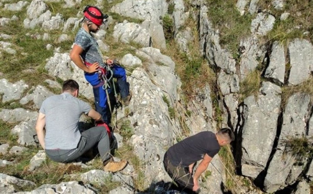speleoško društvo mijatovi dvori