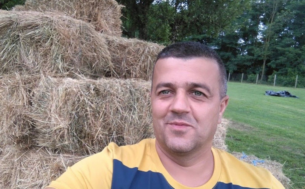 Hakija Špago, ljubav je na selu