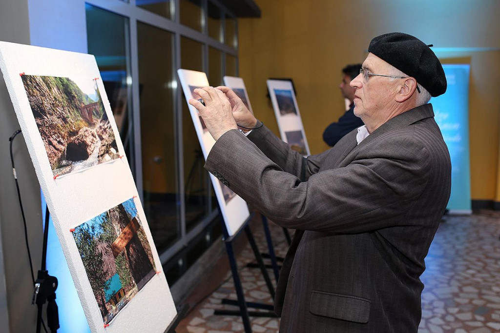 Otvorenje izložbe Adile i Haruna Jazvina