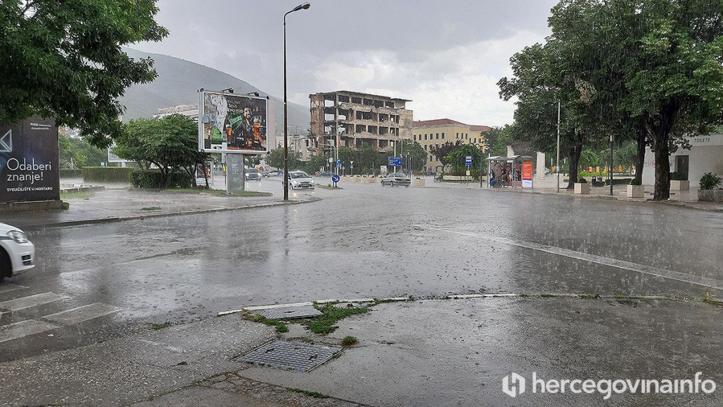 Kiša Španjolski trg