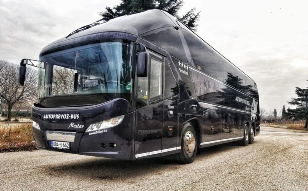 Autobus Autoprevoz