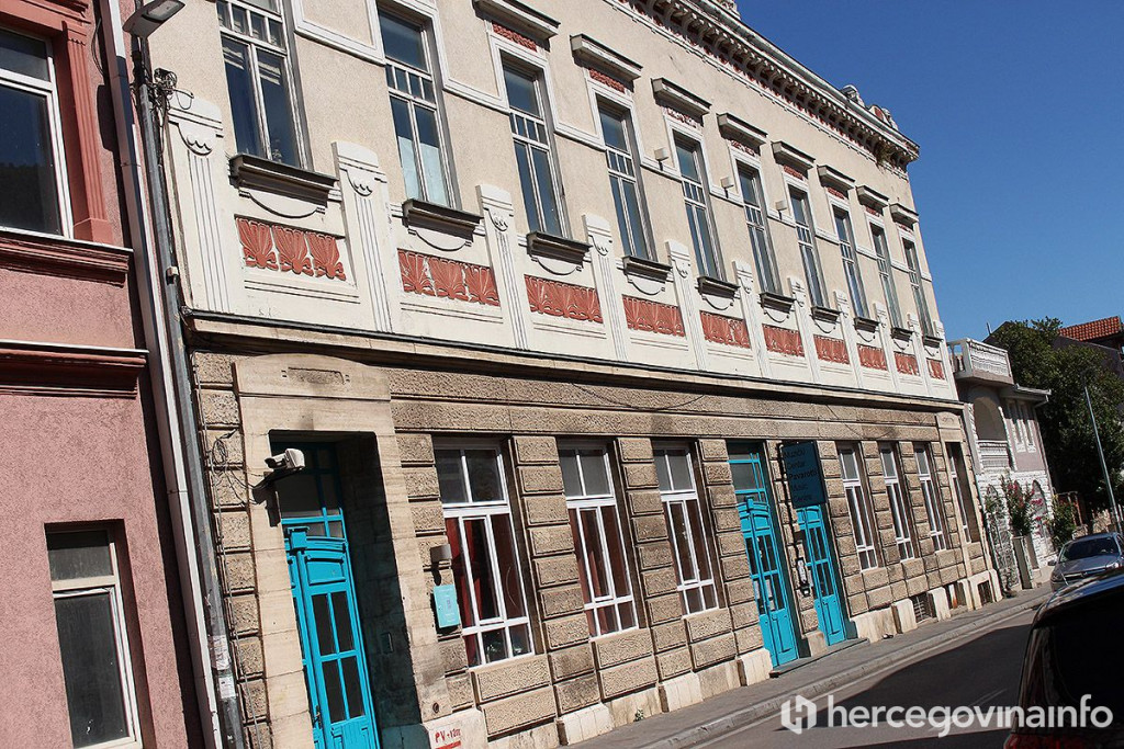 Zgrada Muzičkog centra Pavarotti