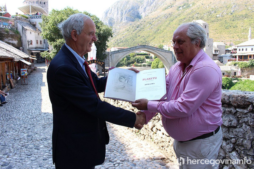 Priznanje za Jimmy Jamesa