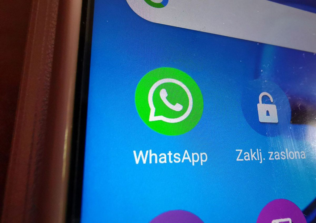 WhatsApp mobitel