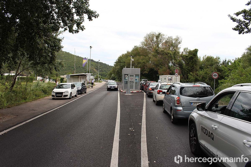 Granični prijelaz Doljani