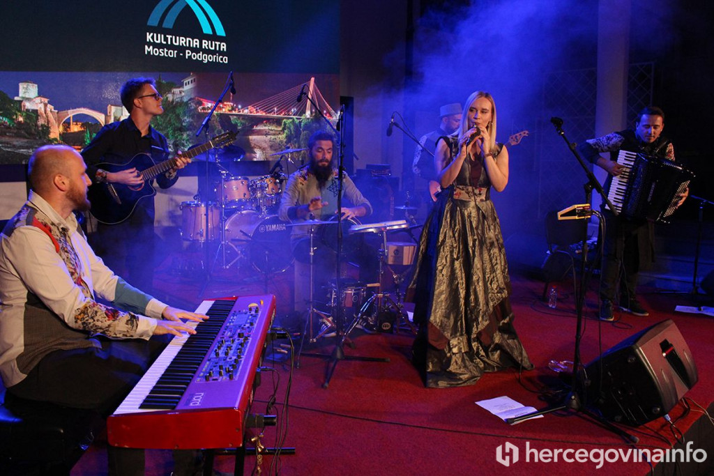 Koncert Divahnaha i Kuba acoustic