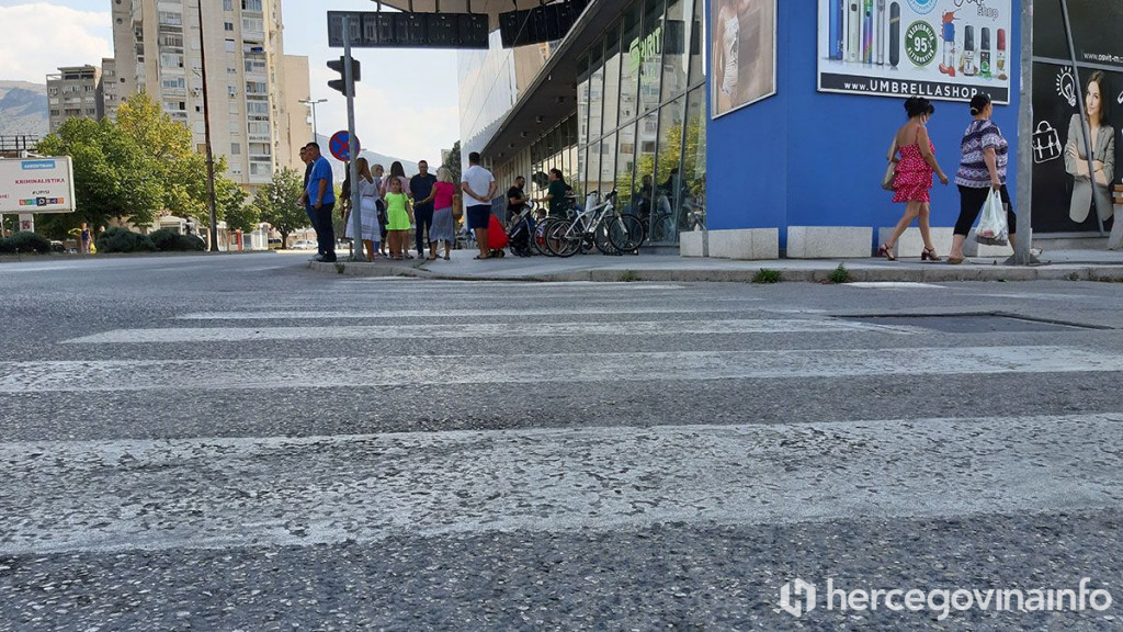 Mirno prosvjedno okupljanje