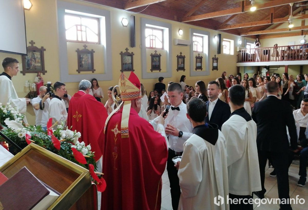 Zadnja krizma Ratka Perića