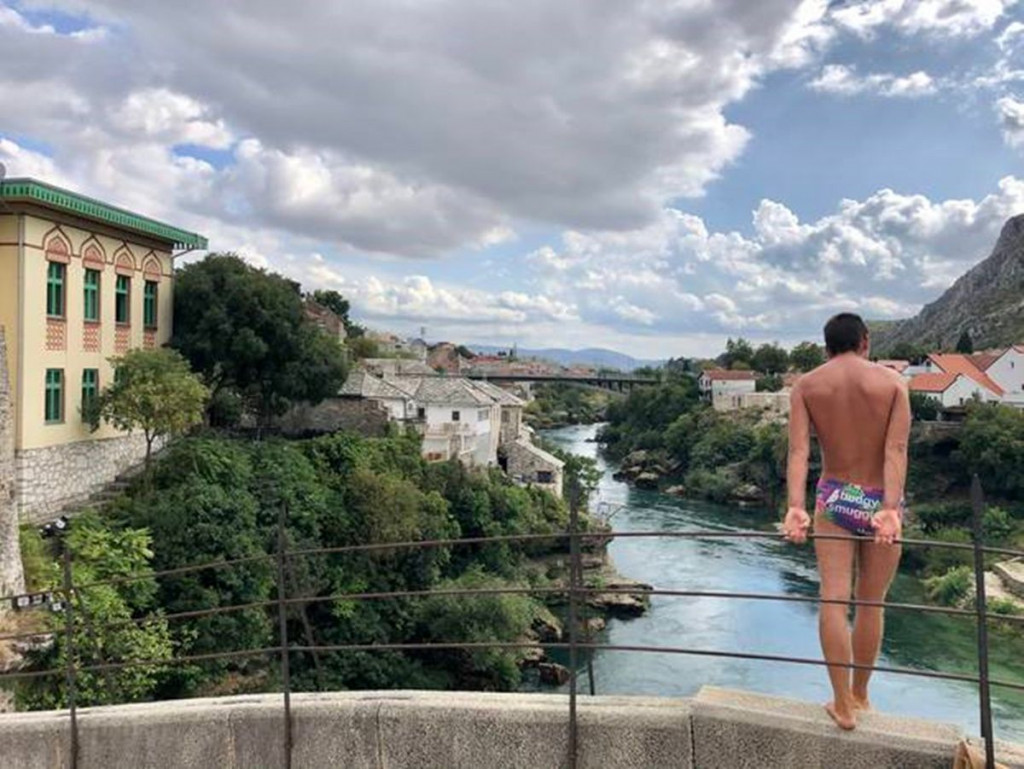 Stari Most Mostar, skakač, Skokovi sa Starog mosta