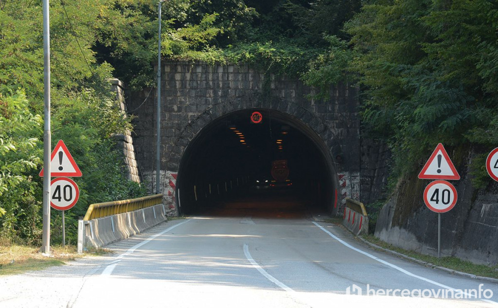 Tunel Crnaja cesta promet