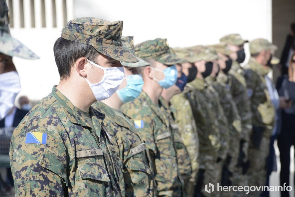 Vojska oružane snage vojnik