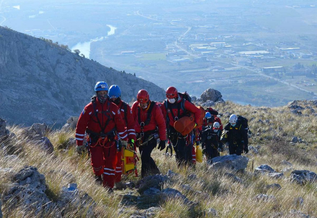 Spasioci - polaganje ispita