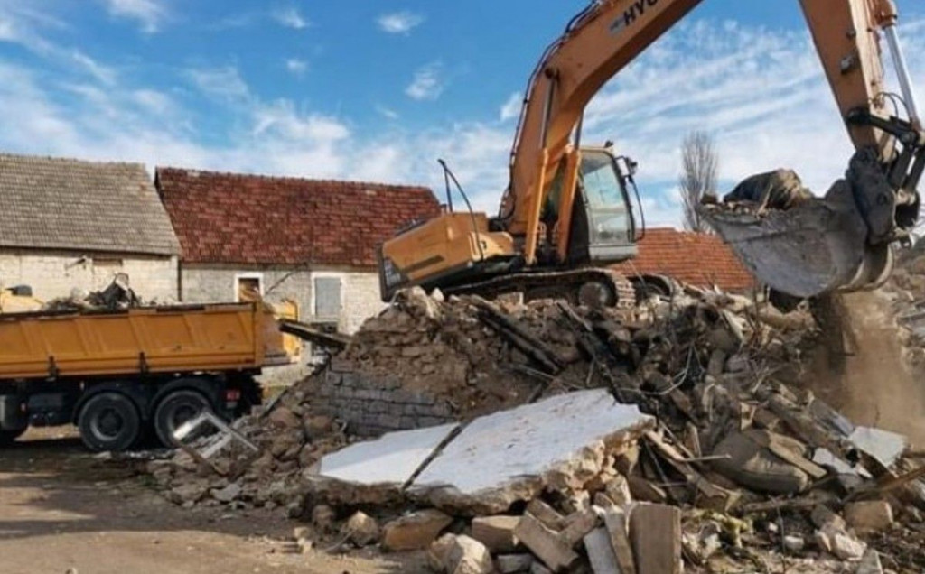 apel, pomoć, Humanitarna akcija