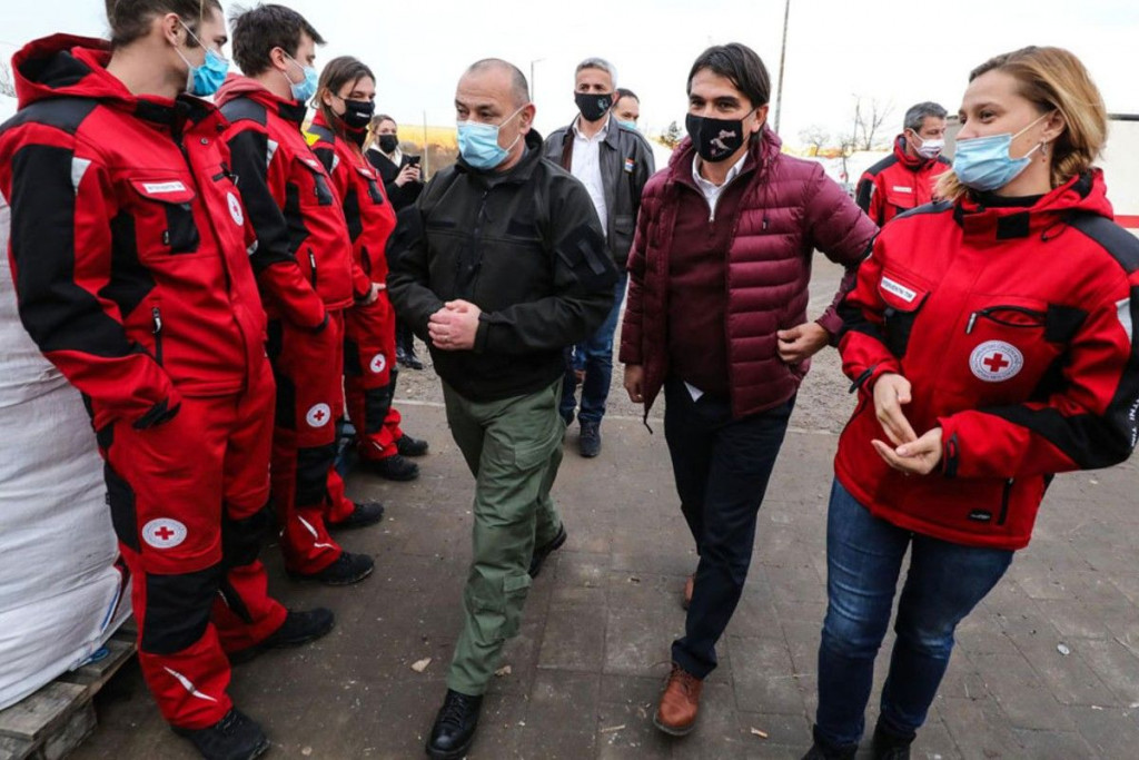 petrinja, humanitarna pomoć