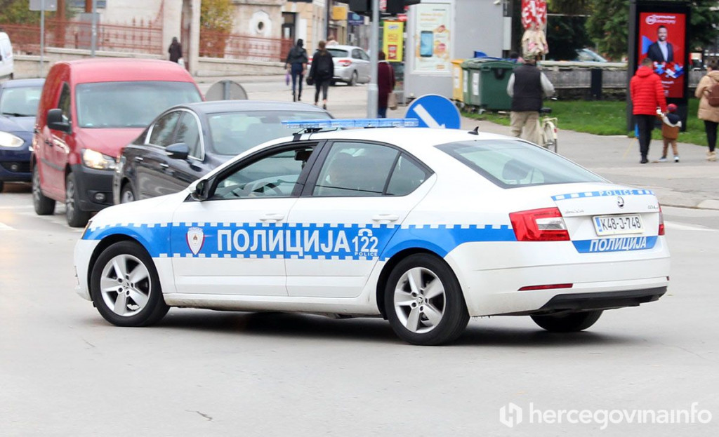 Policija Republike Srpske auto