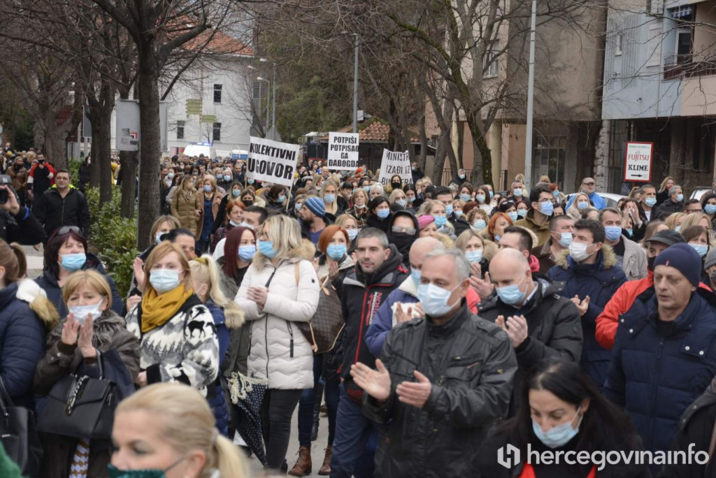 Zdravstveni djelatnici prosvjedi