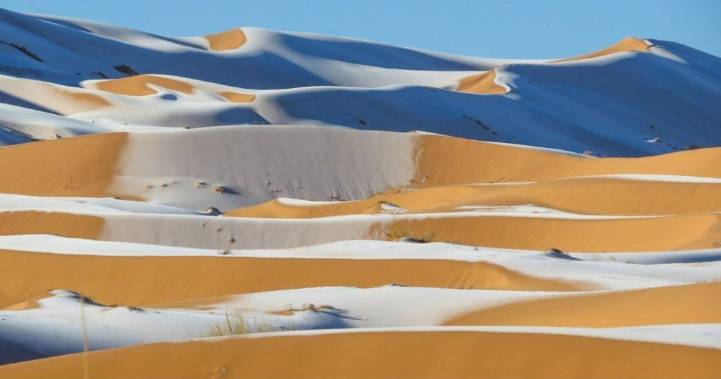 Slike snijega u pustinji