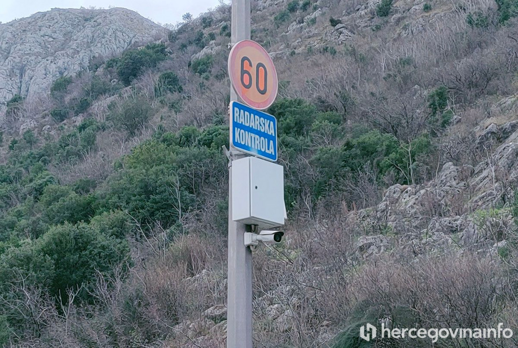 Kamera radarska kontrola