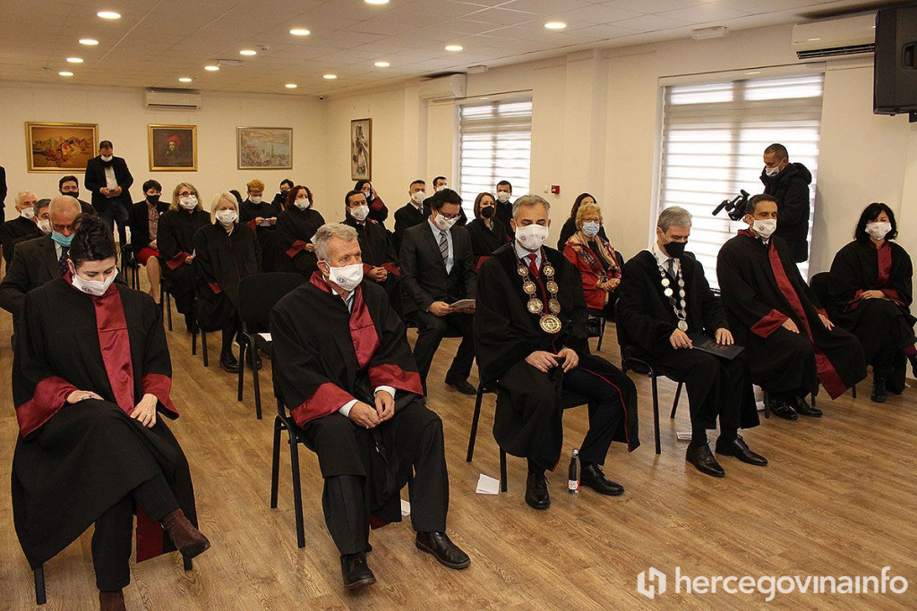 Sjednica senata Univerziteta Džemal Bijedić