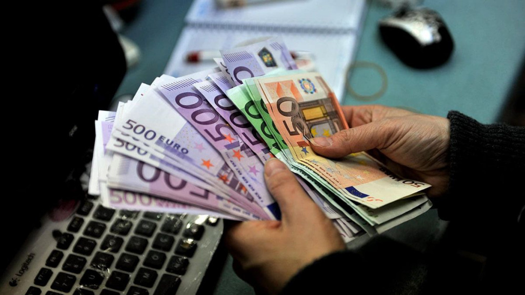 Euri u rukama