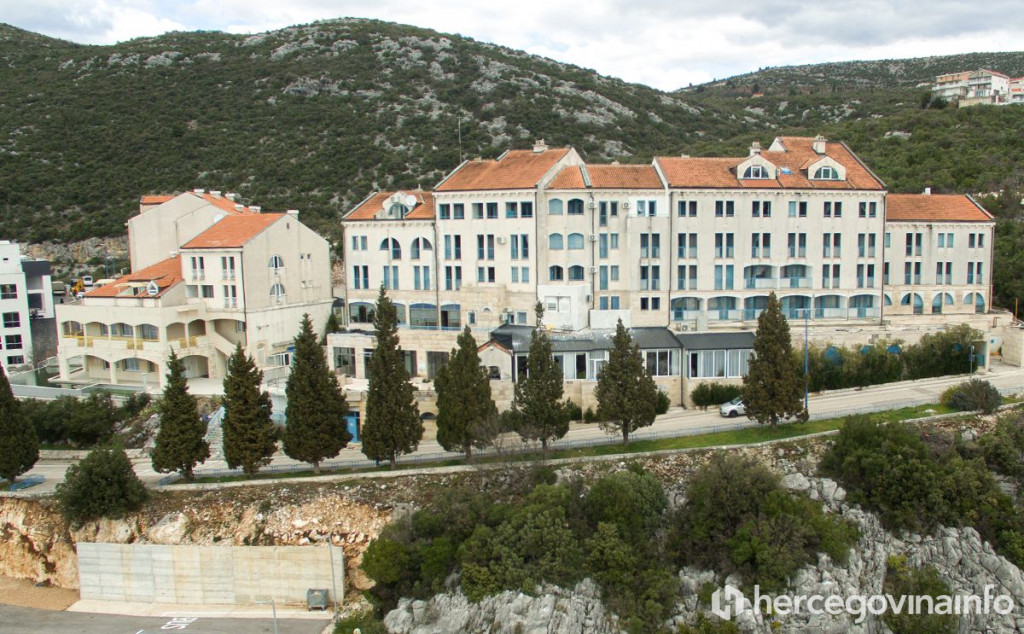 Hotel Stella Neum