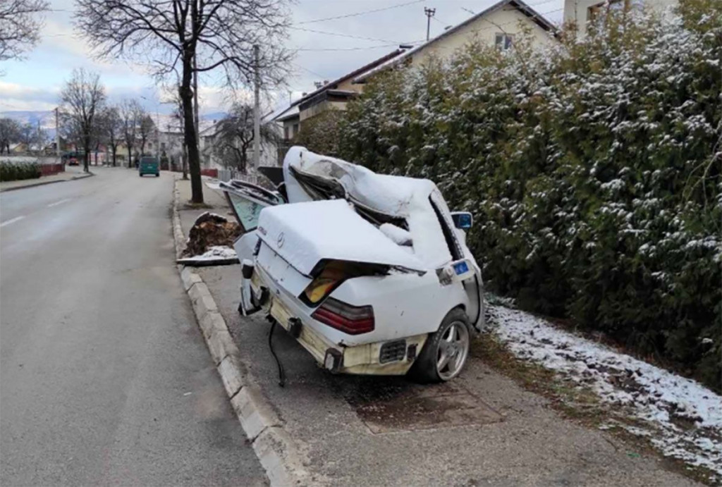 Prometna nesreća Mercedes Bugojno