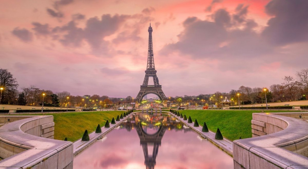 putujem, aviokarte, Zagreb, Pariz, let 3, kupanje u rijeci, Seina, Pariz, kupalište, turisti