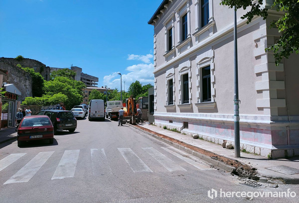 Skupština HNKŽ ulica