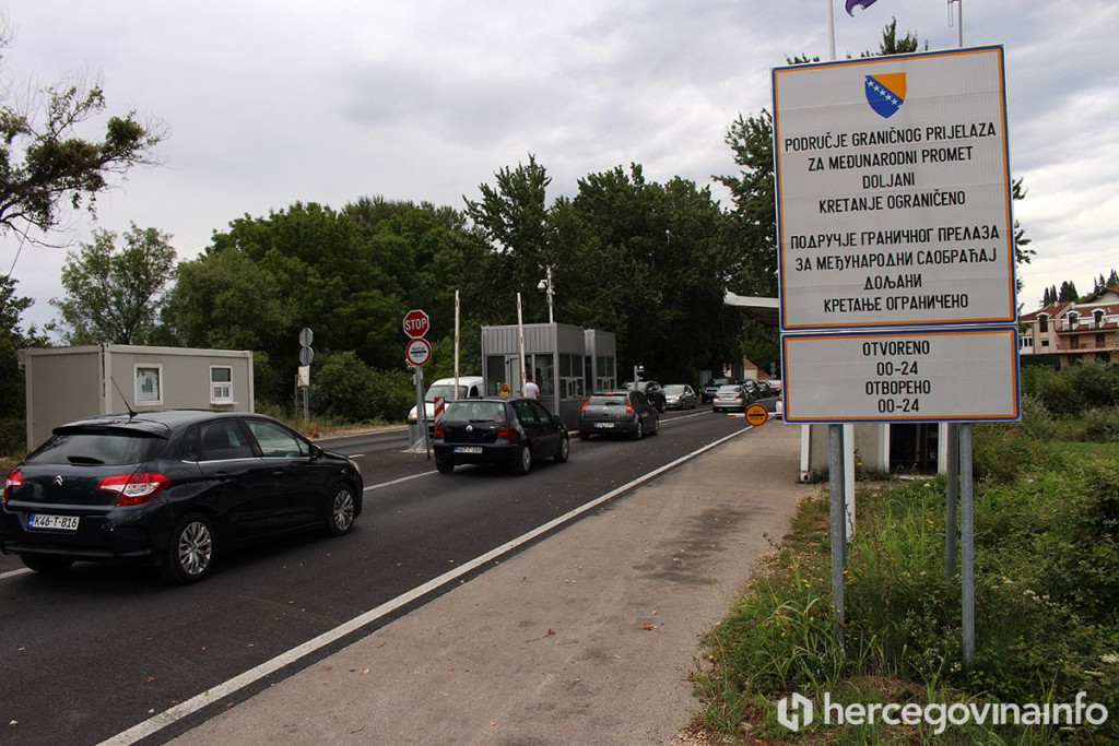 Doljani granica auta