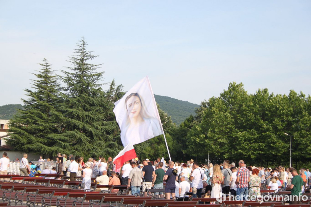 Međugorje, Međugorje, poljaci, hodočasnici