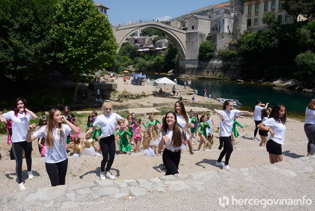 Mo Stars i Mostarsko ljeto