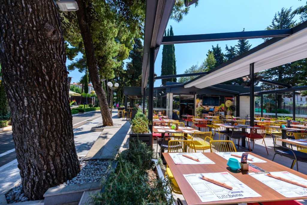 Dubrovnik, posao, sezonski posao, kardinal kuharić, pizza-majstor, skladištar, dostavljač, konobarica, konobar