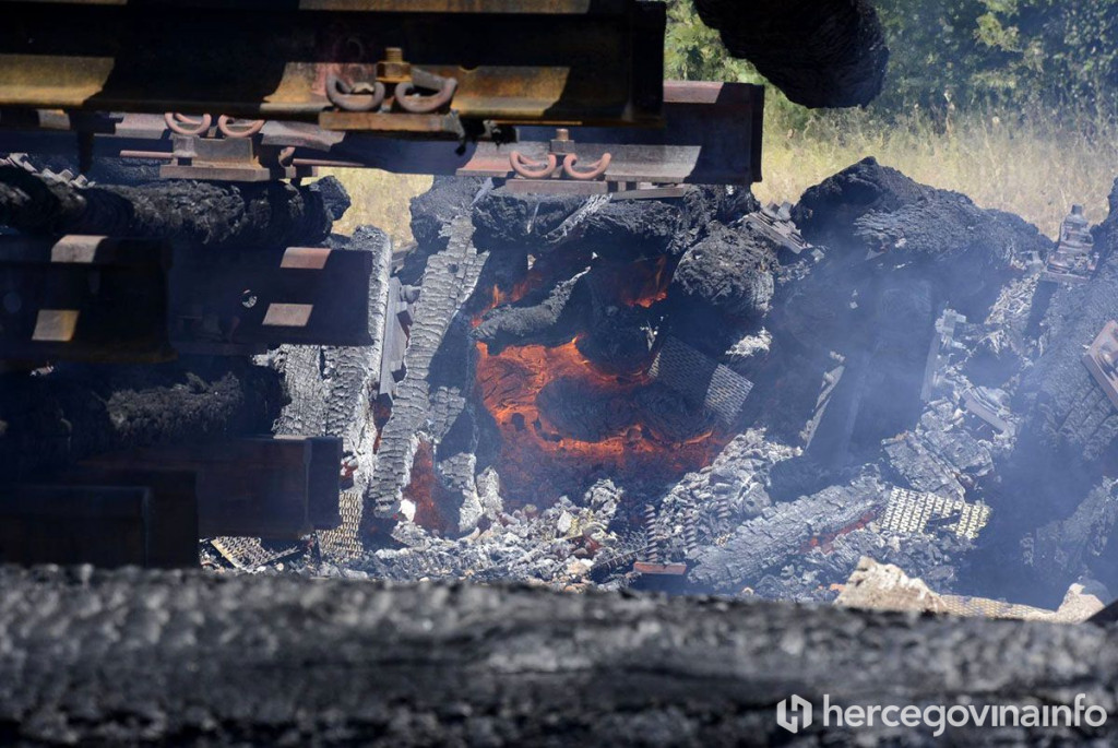 Požar Raštani željeznički pragovi