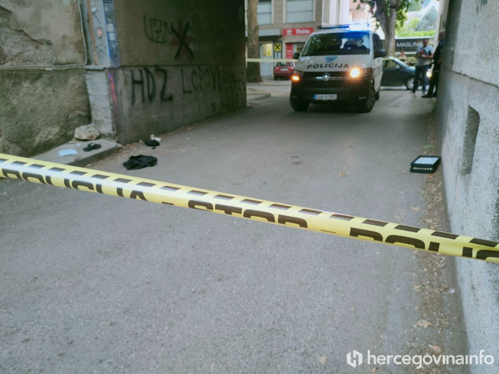 obračun, pljačka, Mostar, crna kronika, zlatarna lea