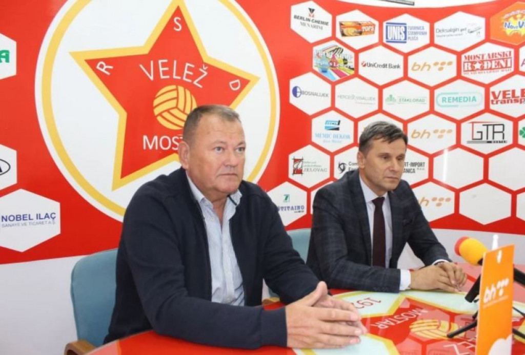 Šemsudin Hasić, Predsjednik Veleža, FK Velež, FK Velež, Šemsudin Hasić, FK Velež, Šemsudin Hasić, Senad Husnić, FK Velež, Šemsudin Hasić, Senad Kevelj