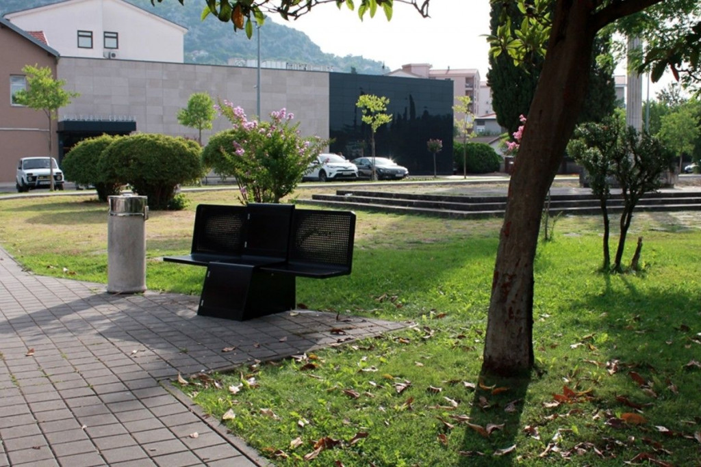 pametne klupe, Ljubuški