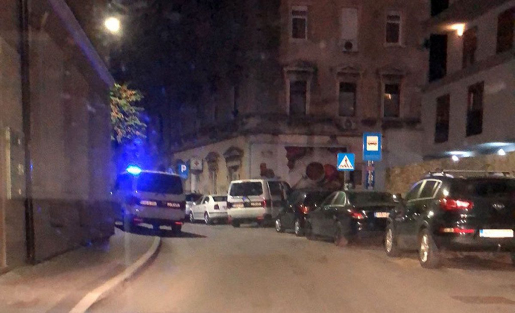 Policija Šantića park Titova ulica