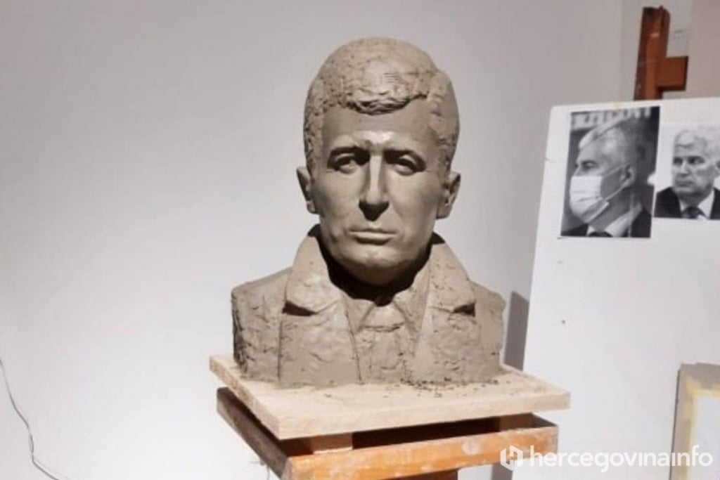 Dragan Čović bista