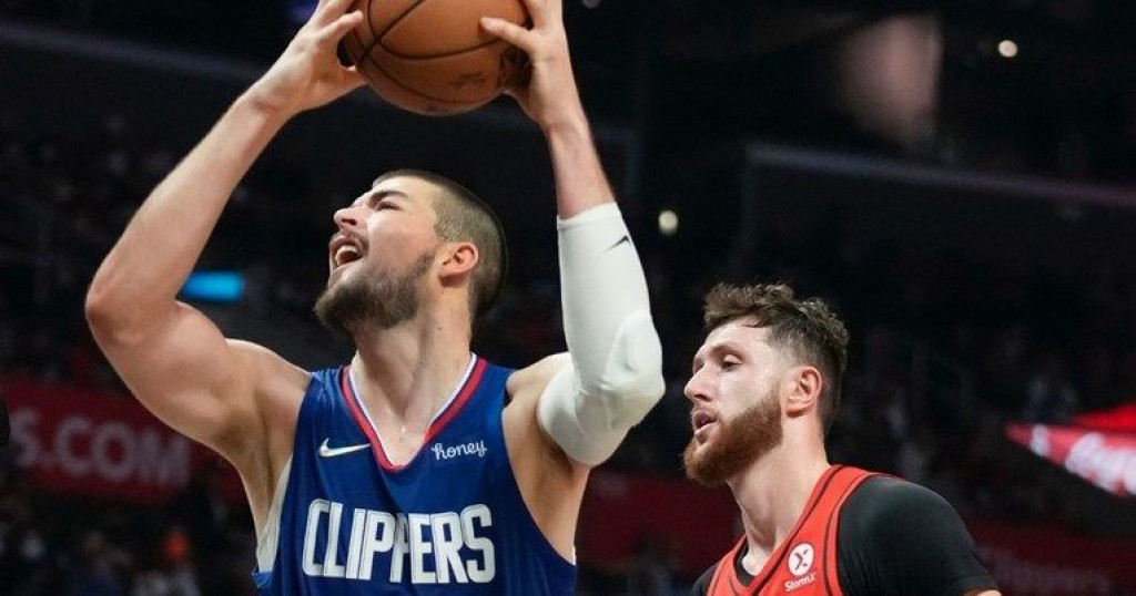 Ivica Zubac / Jusuf Nurkić