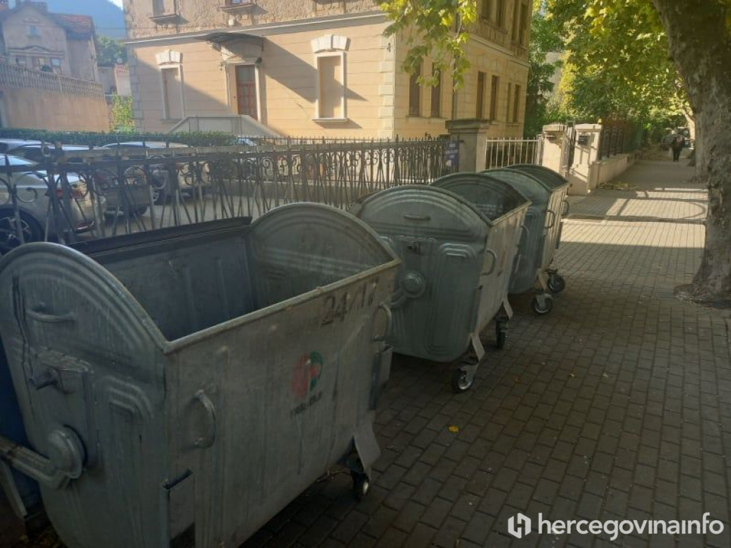 Smeće u Mostaru
