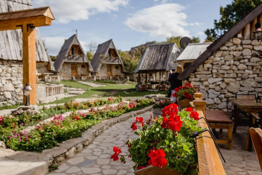 eko selo, Nevidio, Crna Gora zemlja