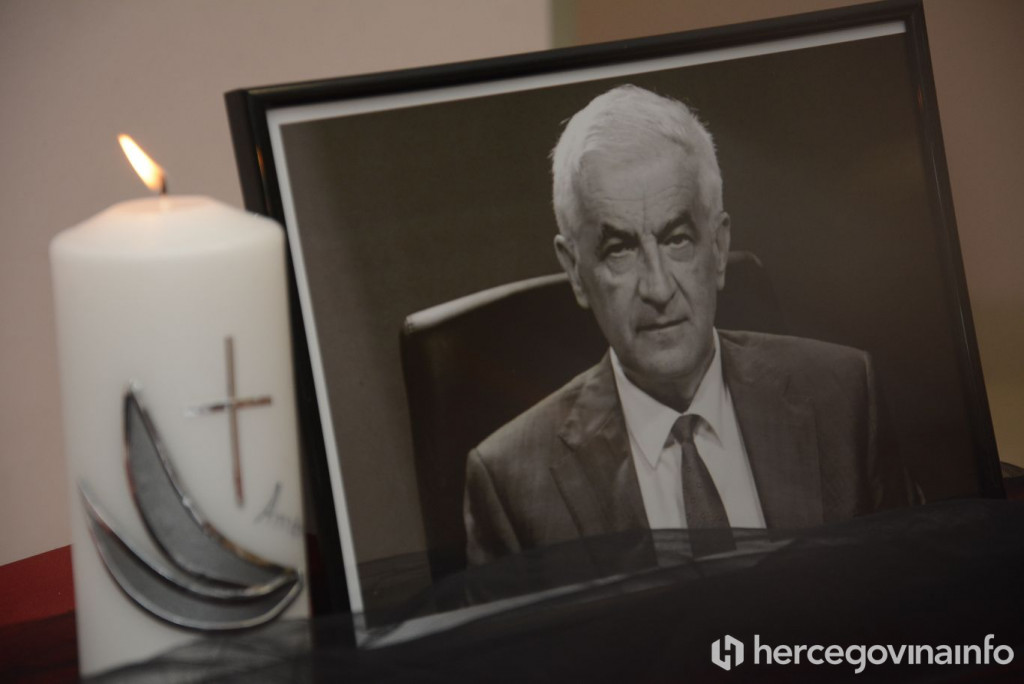 Komemoracija Vjekoslav Mandić