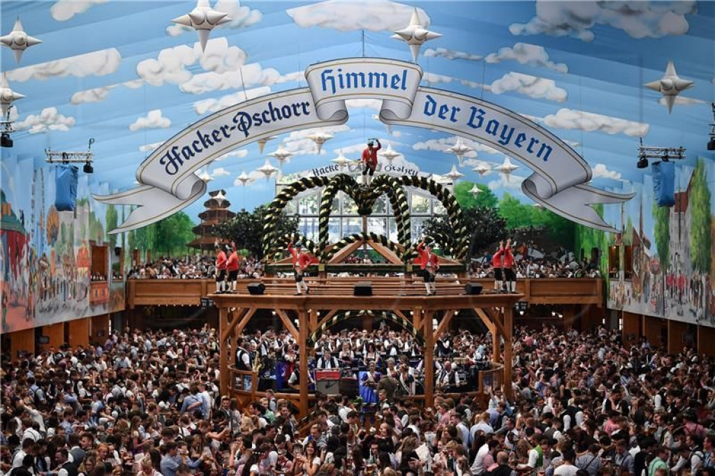 oktoberfest , Festival Wirtshauswiesn