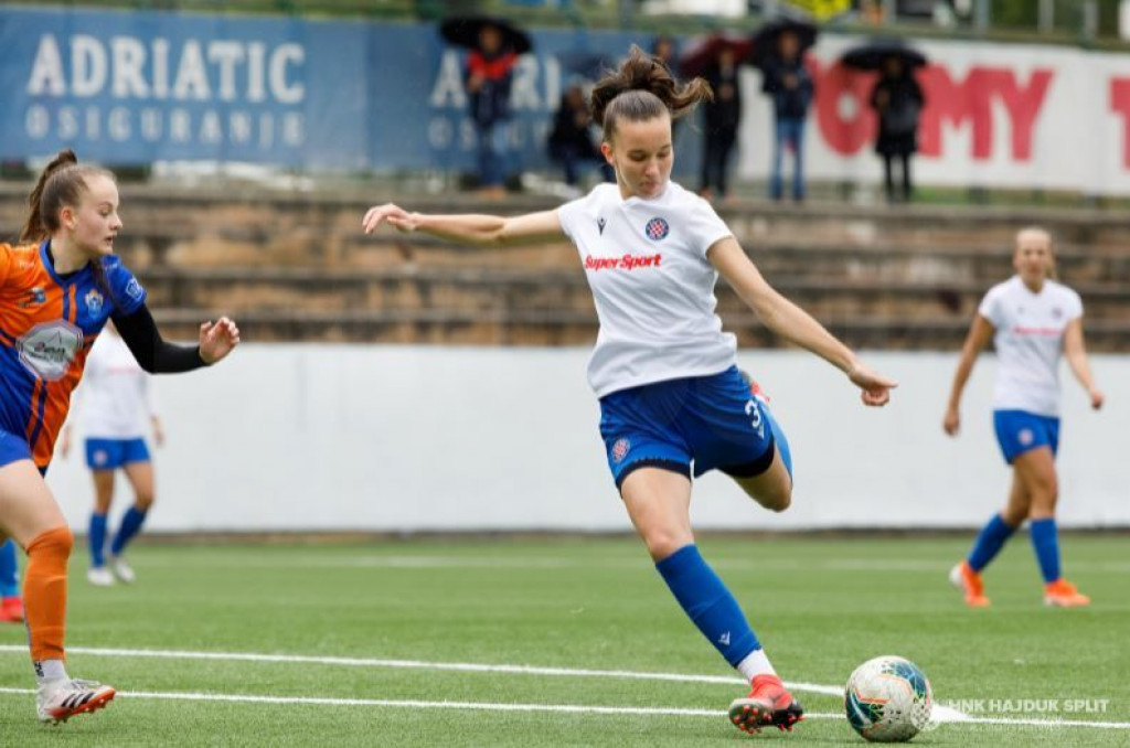 ŽNK Hajduk, nogometašica, Gabrijela Dugandžić