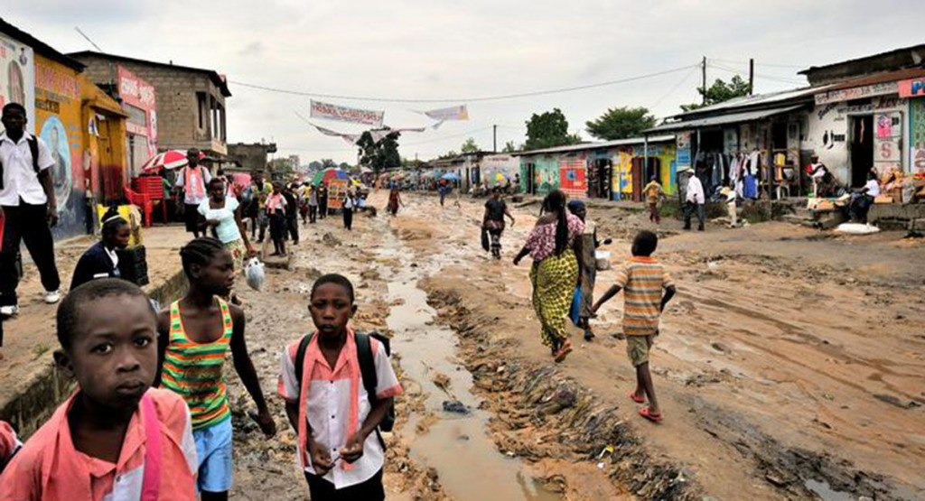 Kinshasa ulica ljudi