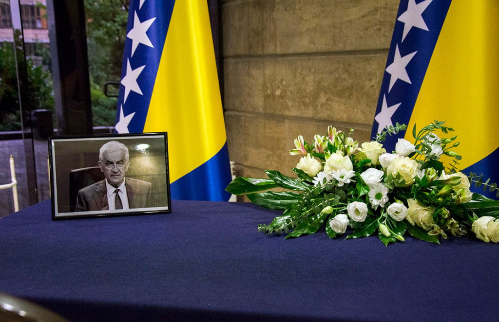 Vjekoslav Mandić knjiga žalosti