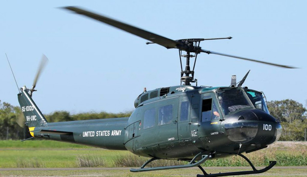 Helikopter UH-1H-II Huey II